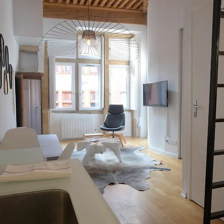Honore - Pour Nomades Reveurs - 58 Merciere Apartamento